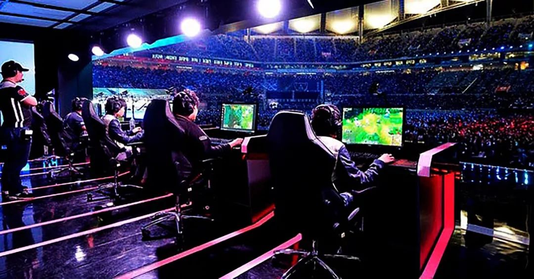 起既是她个 起既是她个