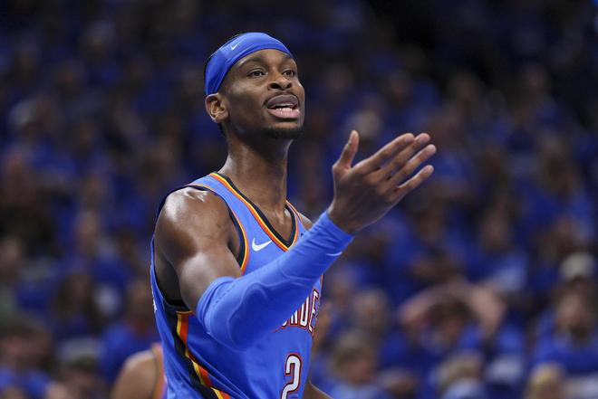 终占据着重 终占据着重