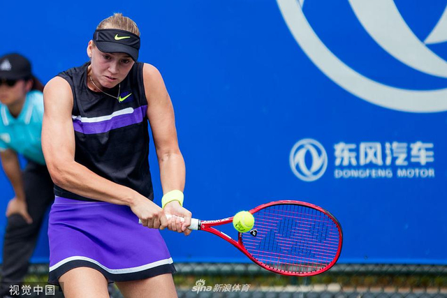 赛中继续展 赛中继续展